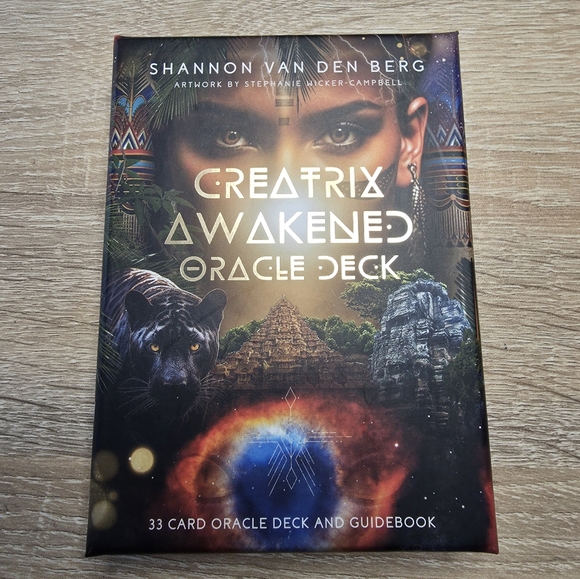 Creatrix Awakened Oracle Deck - Picture 1 of 4